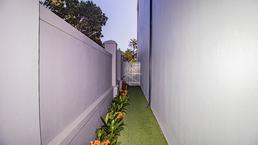 To Let 4 Bedroom Property for Rent in Royal Ascot Western Cape